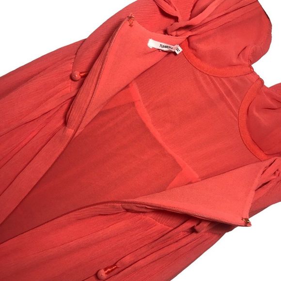 TULAROSA Tinsley Tiered Crepe Maxi Dress In Coral Size XXS - Picture 10 of 13